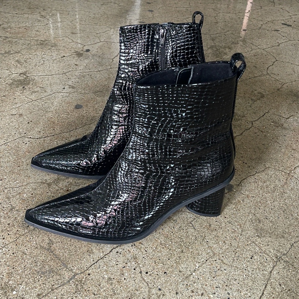 ASOS heeled Chelsea boot paten leather with faux croc size 11